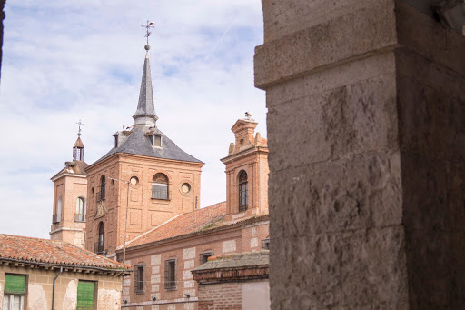 Facultad de Filosofía y Letras Universidad Alcala