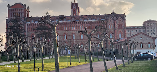 Universidad Pontificia Comillas