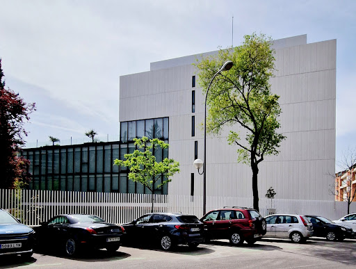UDIT Universidad - Campus Internacional de Diseño e Industrias Creativas. Edificio Colombia, 44