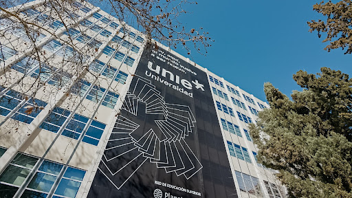 UNIE Universidad - Campus Arapiles