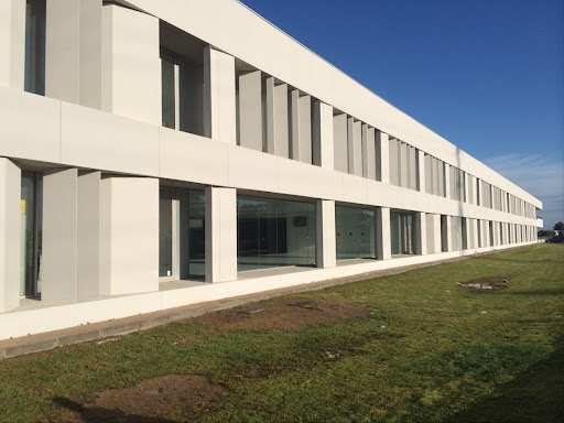 Escuela Superior de Ingeniería