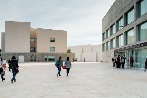 Universidad San Jorge (USJ)