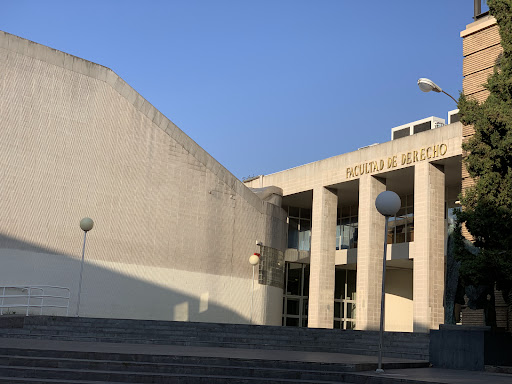 Universidad de Zaragoza: Facultad de Derecho