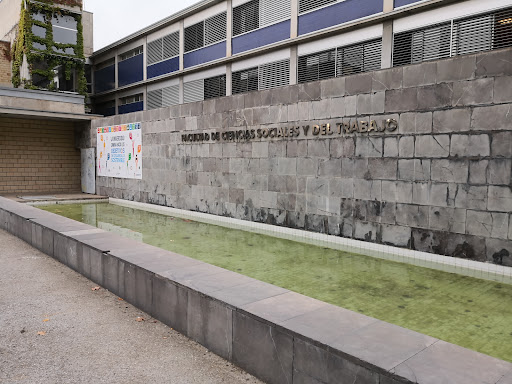 Facultad de Ciencias Sociales y del Trabajo de la Universidad de Zaragoza