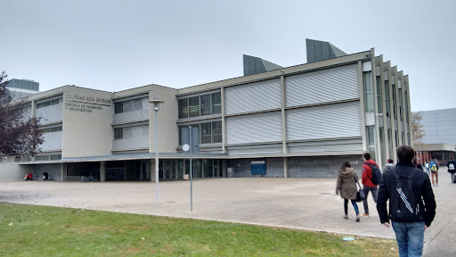 Universidad de Zaragoza: Escuela de Ingeniería y Arquitectura
