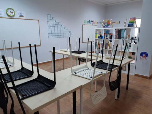 Bussola Centro de Estudios (academia repaso refuerzo apoyo escolar)